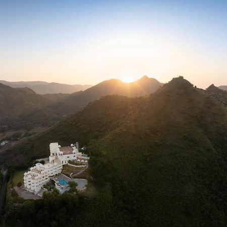Bhairavgarh Palace Удайпур Экстерьер фото